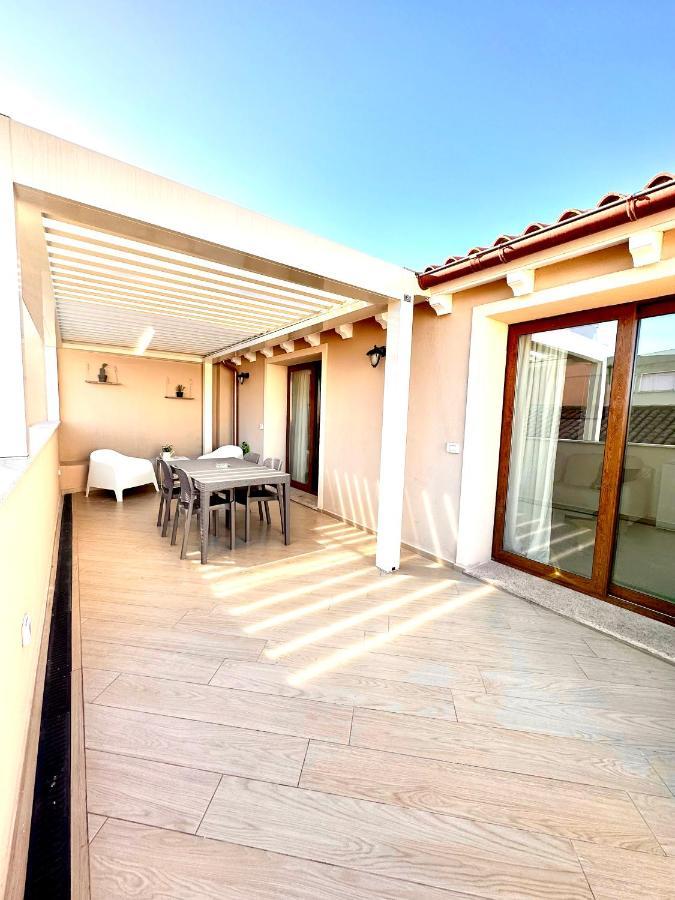 Waterfront Apartment Olbia Exteriör bild