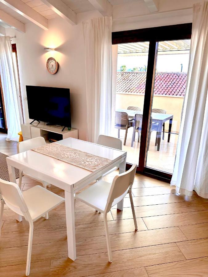 Waterfront Apartment Olbia Exteriör bild